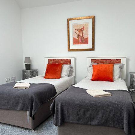 Premium Apartments Thatcham Broadway 外观 照片